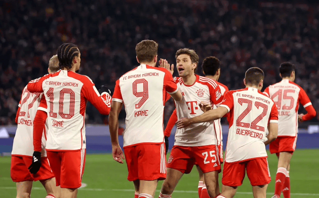 包含今夜荷甲焦点战,莱比锡单刀错失,球迷炸锅,赛程密集仍需轮换的词条 包含今夜荷甲焦点战,莱比锡单刀错失,球迷炸锅,赛程密集仍需轮换的词条