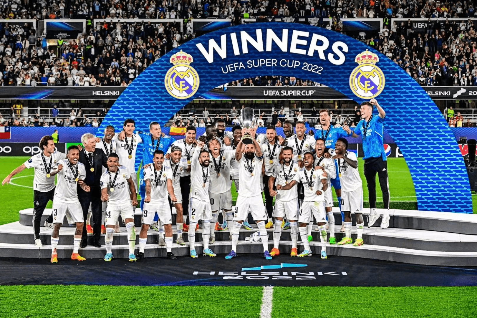 关于AC米兰内部会议纪要流出——今晚迎来里程碑；欧超杯使命明确；临场指挥获称赞的信息