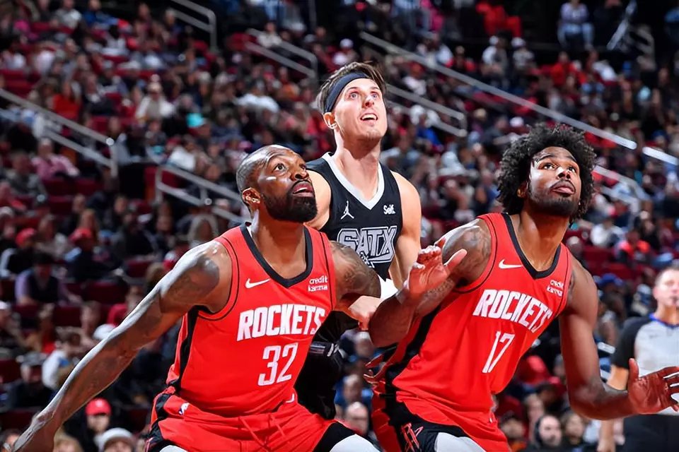 雷竞技电竞赛事关于国际比赛日斯图加特调整名单以备NBA季后赛，手感冰凉环节打磨，态度坚定，阵容厚度经受考验的信息