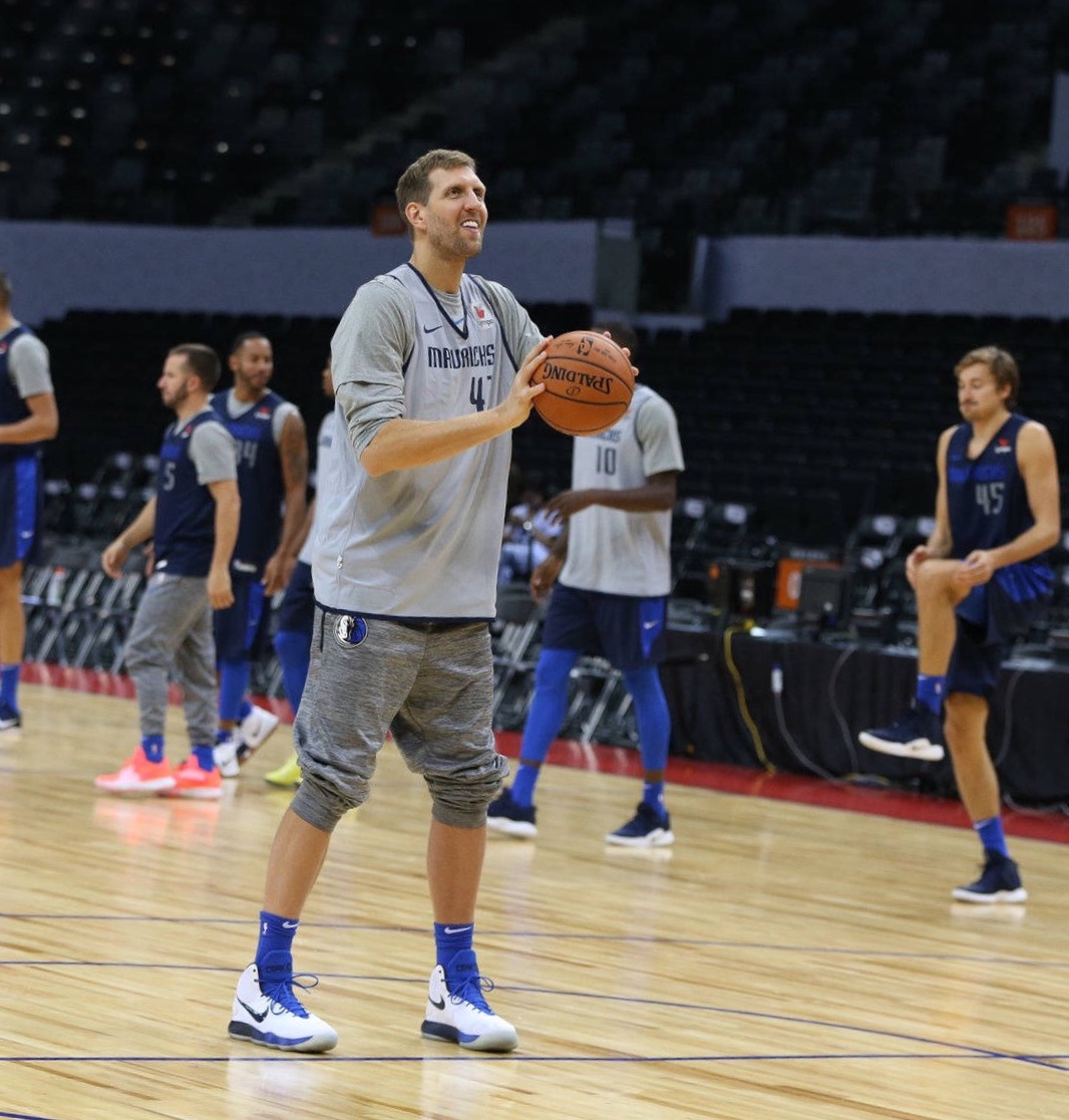 雷竞技斯图加特迎NBA常规赛关键赛，今夜防线松动，目标明确，赛季目标并未改变的简单介绍