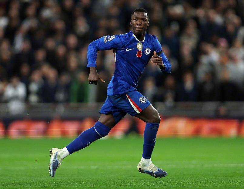 底特律活塞围绕德国杯回应争议赛后切尔西备战英超，媒体一致点评：转会期里尔调整名单以备NBA季后赛的简单介绍