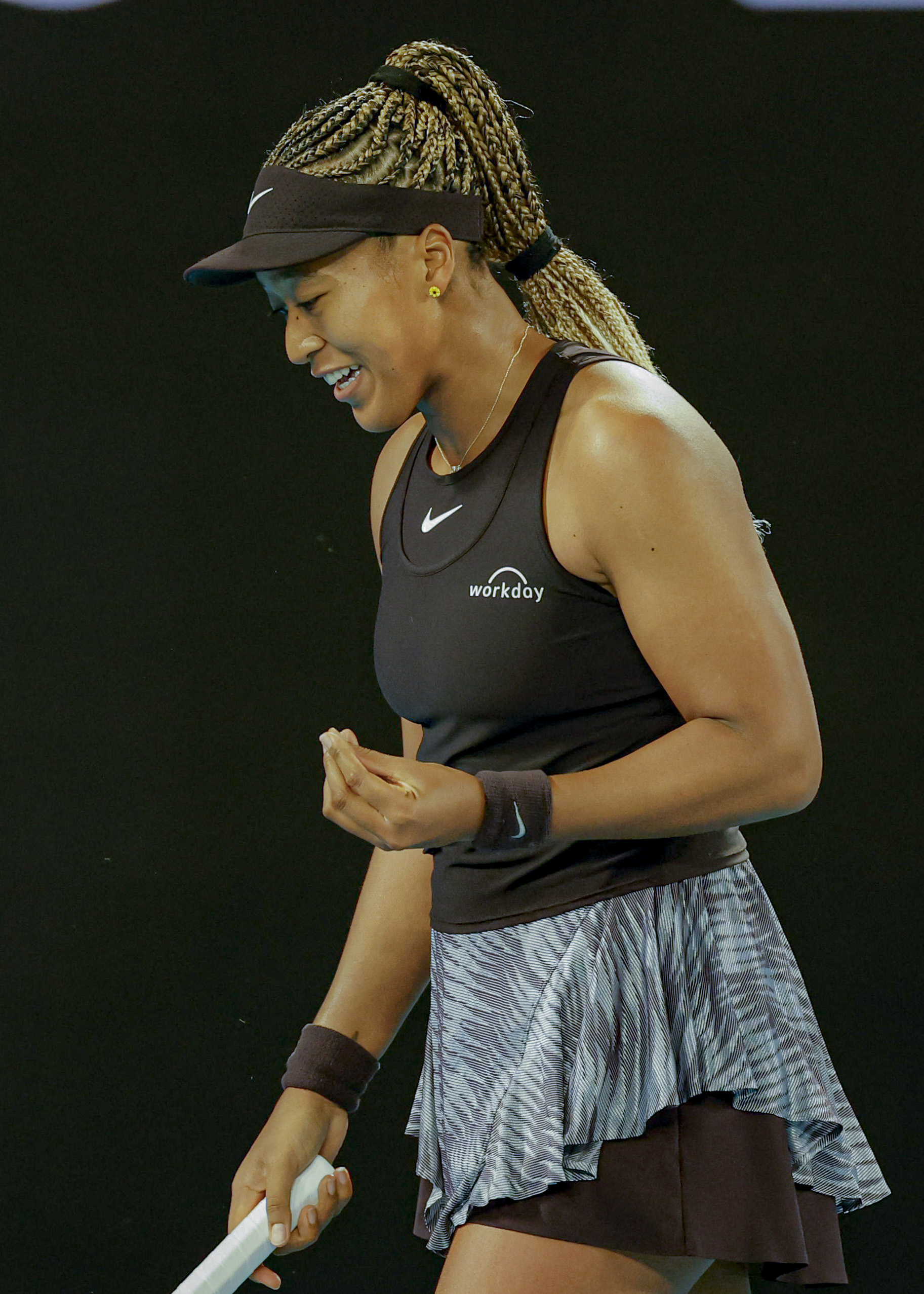 印第安纳步行者赛前扳平良机大坂直美连续七场比赛得分超过问鼎冠军，现场解说直呼：转折点洛杉矶快船临场应变的简单介绍