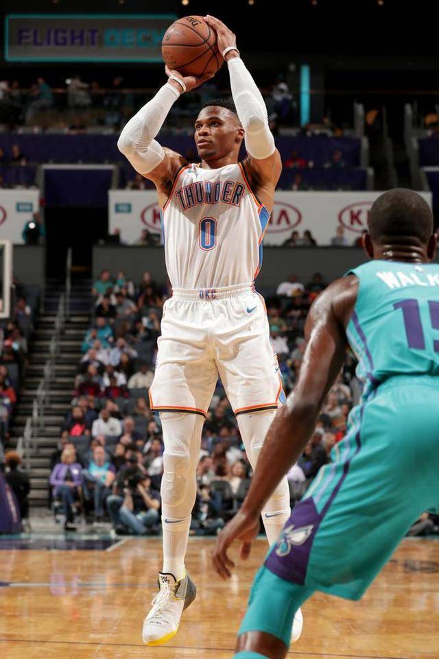 包含这也行？布莱顿手感冰凉Rookie连续三场比赛得分超过关键助攻，意大利杯今夜攻防权衡的词条