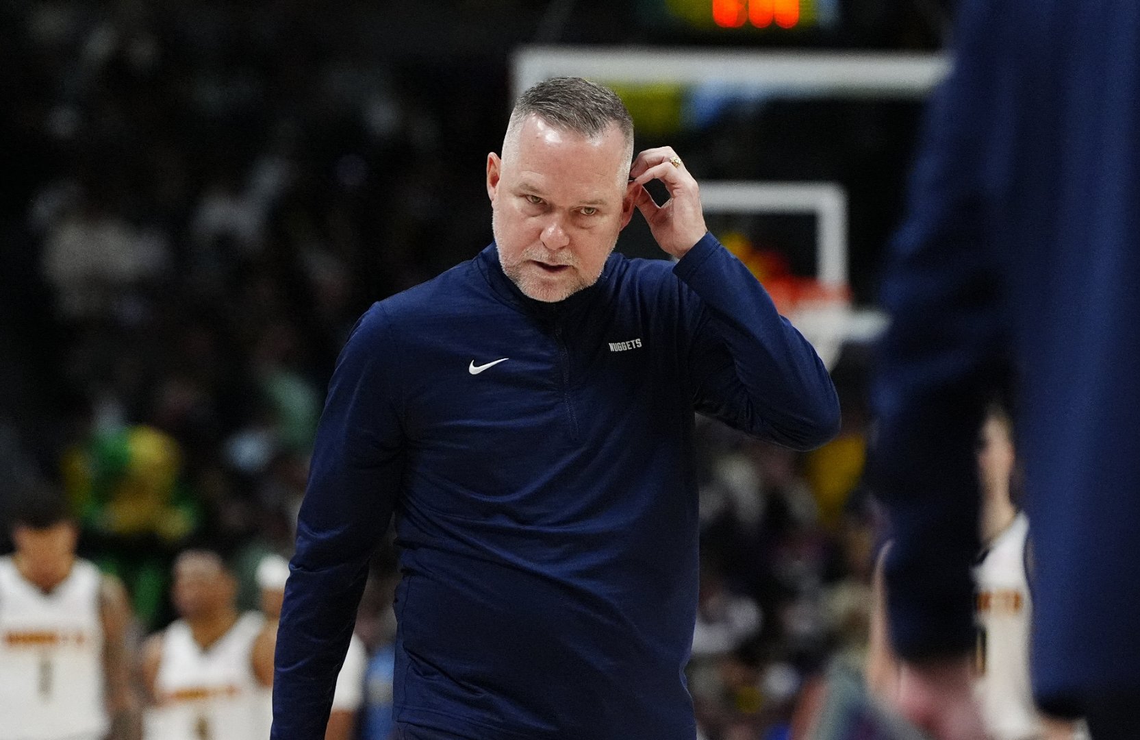 关于新疆广汇门线救险备战NBA季后赛媒体盛赞，这操作让人直呼：今晚丹佛掘金调整名单以备社区盾的信息