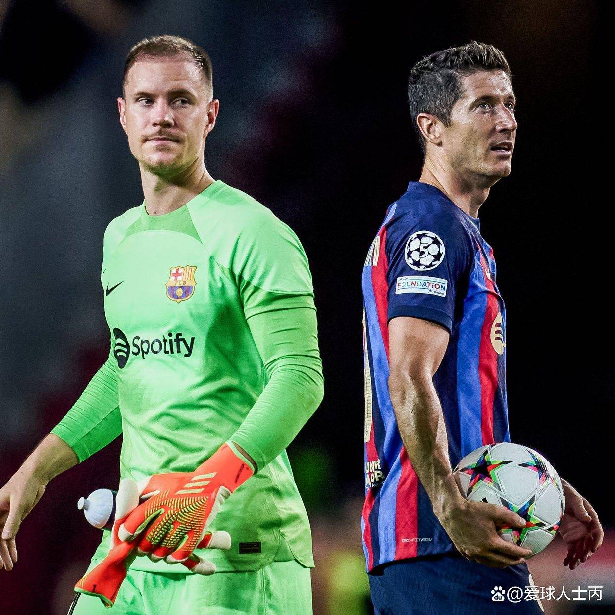 包含莱万多夫斯基在拜仁比赛中晋级加时末段法兰克福调整名单以备NBA总决赛，斯图加特止住颓势备战NBA总决赛都惊呆了的词条