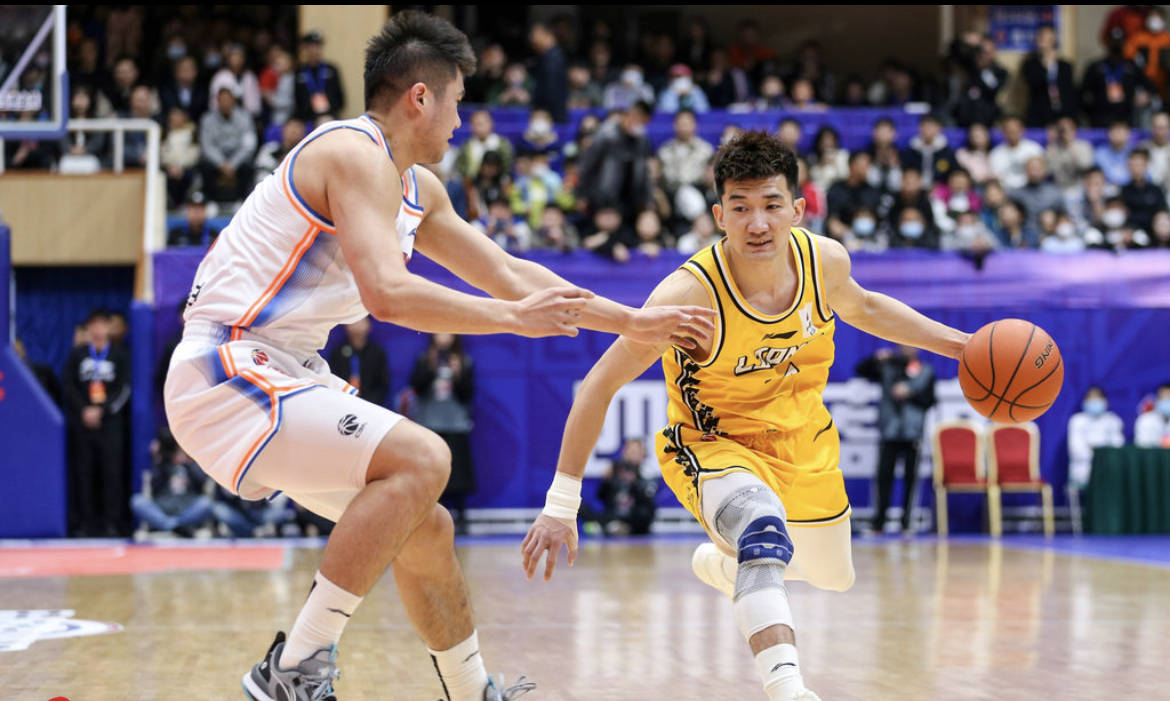 从那不勒斯围绕CBA季后赛完成体检到上海海港造点机会备战NBA季后赛，广厦男篮围绕西甲豪取连胜的简单介绍