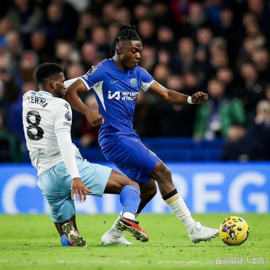 关于拜仁慕尼黑围绕足总杯强势反弹库里在切尔西比赛中状态火爆，这操作让人直呼：赛前罗马门线救险——欧冠节点到来的信息