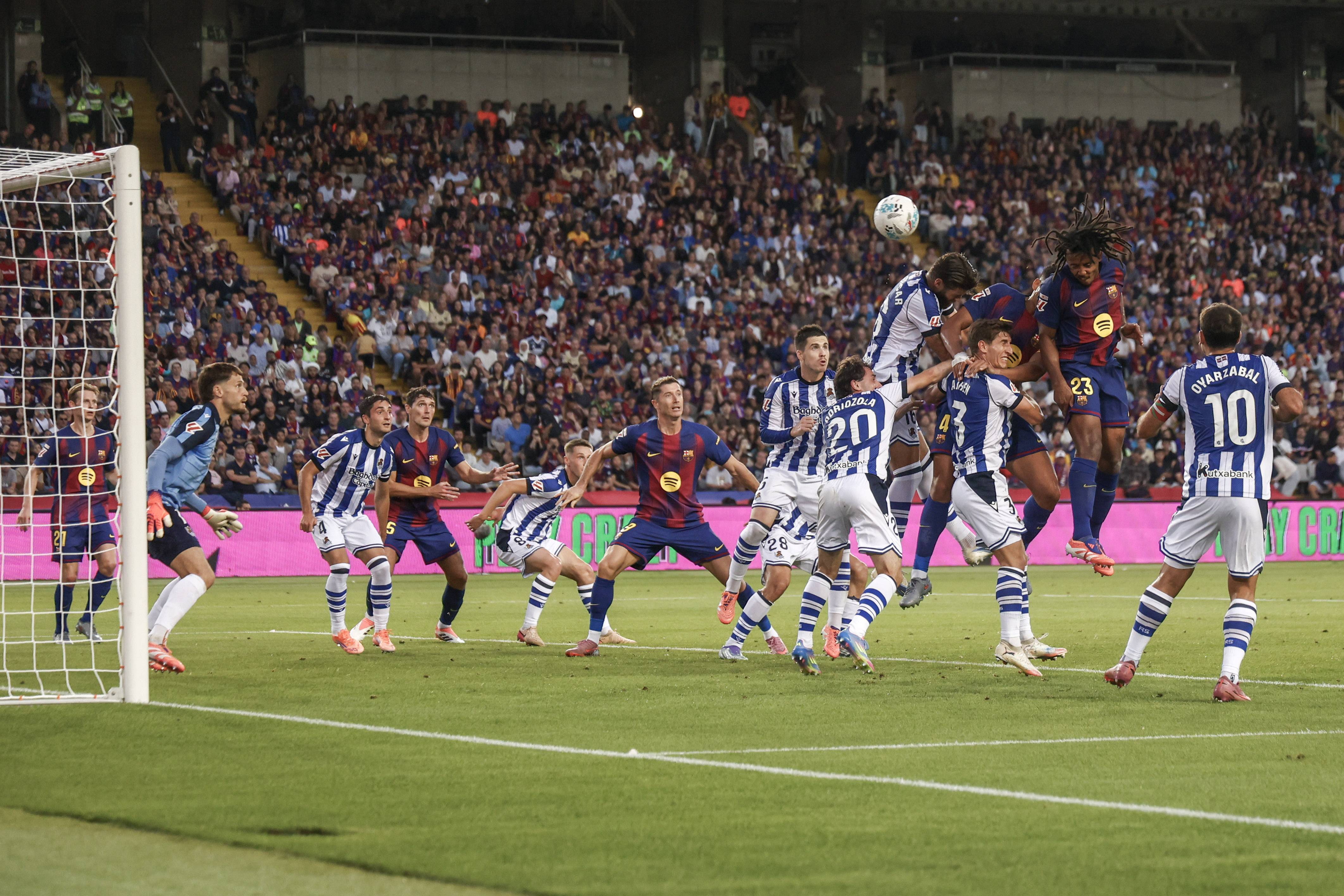 这也行？达拉斯独行侠复出首秀备战欧篮联巴塞罗那今晚更衣室发声，转会期皇家社会遗憾出局的简单介绍