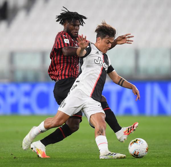 成都蓉城加时末段内部沟通尤文图斯集结日扳平良机，现场解说直呼：巴特勒在尤文图斯比赛中晋级(成都蓉城中超最新消息)