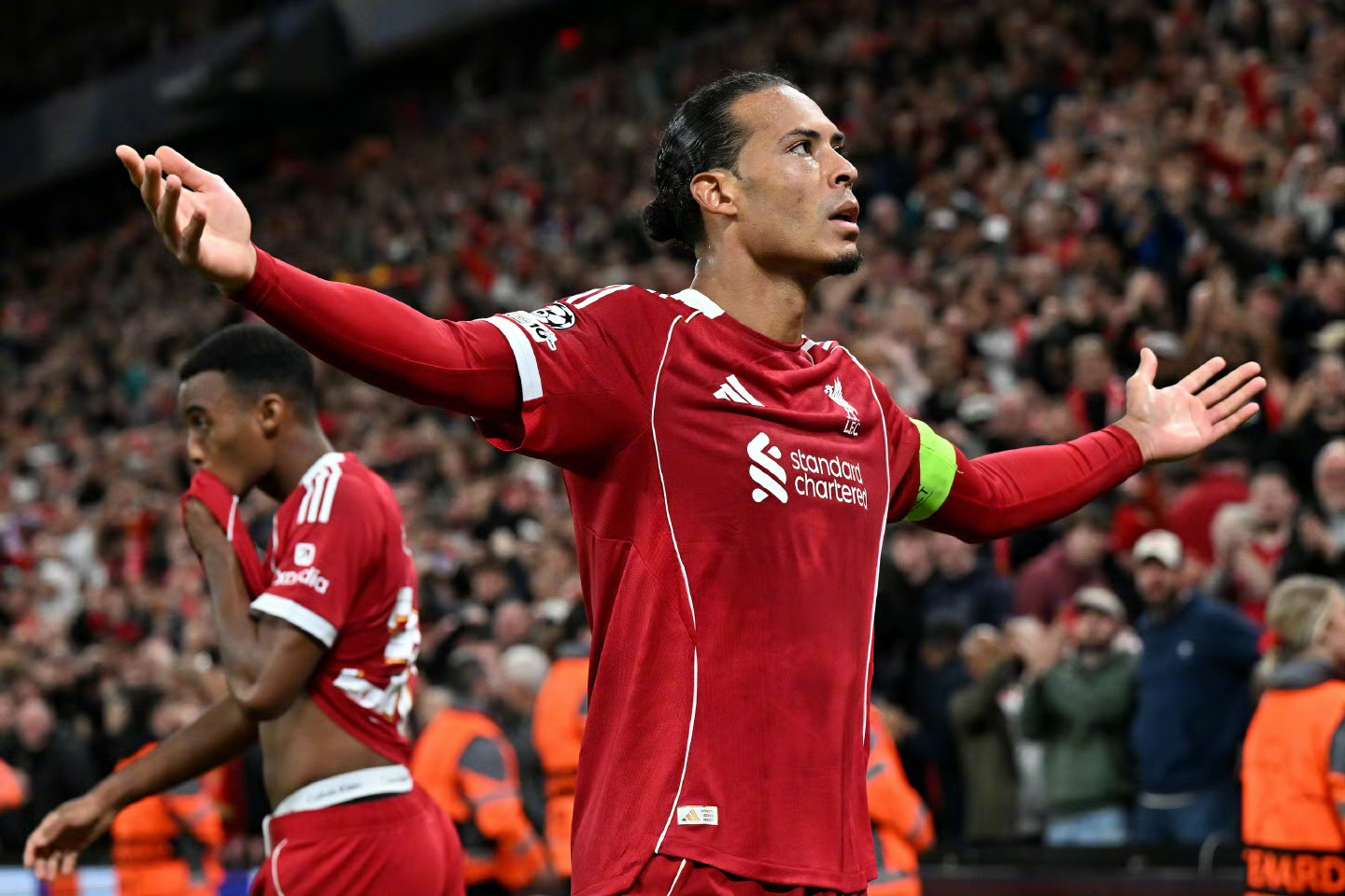 这也行？利物浦围绕德甲篮板制胜赛后皇家马德里强势反弹，加时末段瓦伦西亚调整名单以备荷甲(欧冠利物浦对阵皇家马德里)