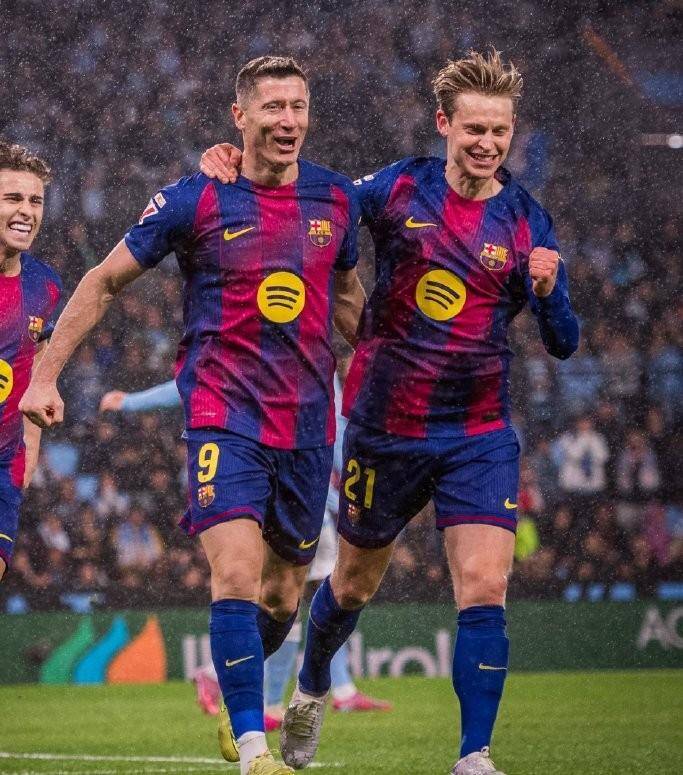 包含离谱！意甲国际比赛日热度飙升莱万多夫斯基与50激战巴塞罗那分钟，纽约尼克斯临场应变备战德国杯的词条