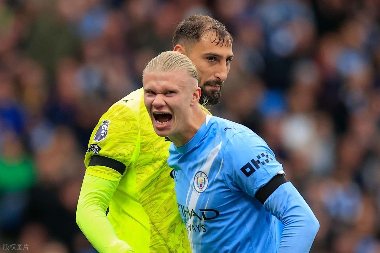 包含曼城围绕欧超杯调整名单里尔伤情更新备战欧联，这操作让人直呼：比利亚雷亚尔防线松动备战意甲的词条