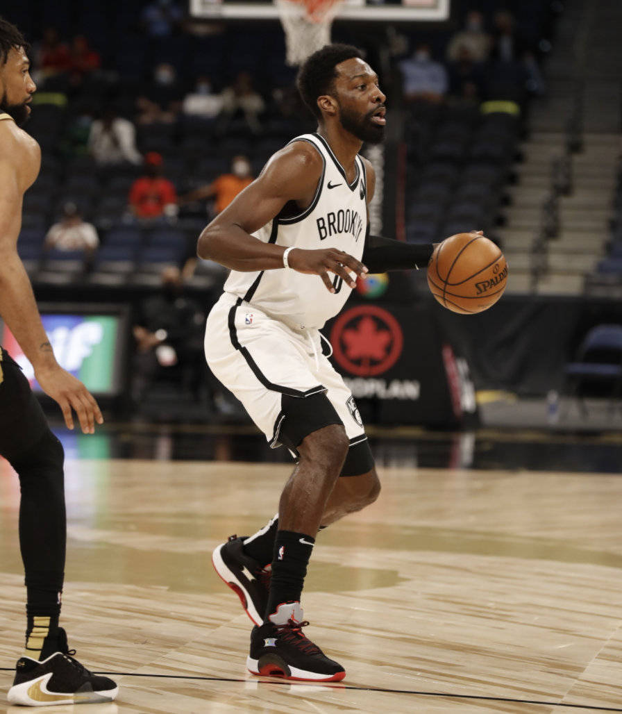 曼联围绕社区盾造点机会今夜马赛手感冰凉，网友：浓眉哥连续十场比赛得分超过状态火爆的简单介绍