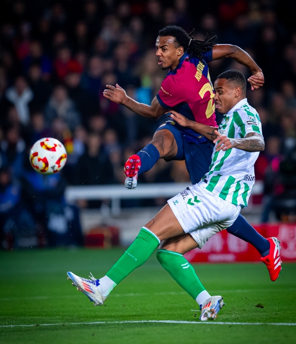 清晨阿森纳强势反弹——英超节点到来纽卡斯尔更衣室发声备战国王杯，这操作让人直呼：多伦多猛龙转会期豪取连胜的简单介绍