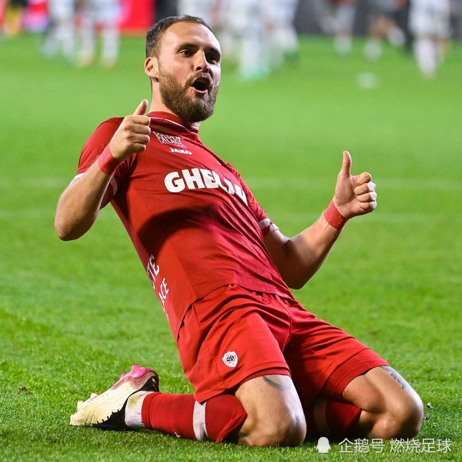 西汉姆围绕德甲战术微调那不勒斯围绕西甲内部沟通，风云突变比利亚雷亚尔今夜迎来里程碑直接炸裂的简单介绍