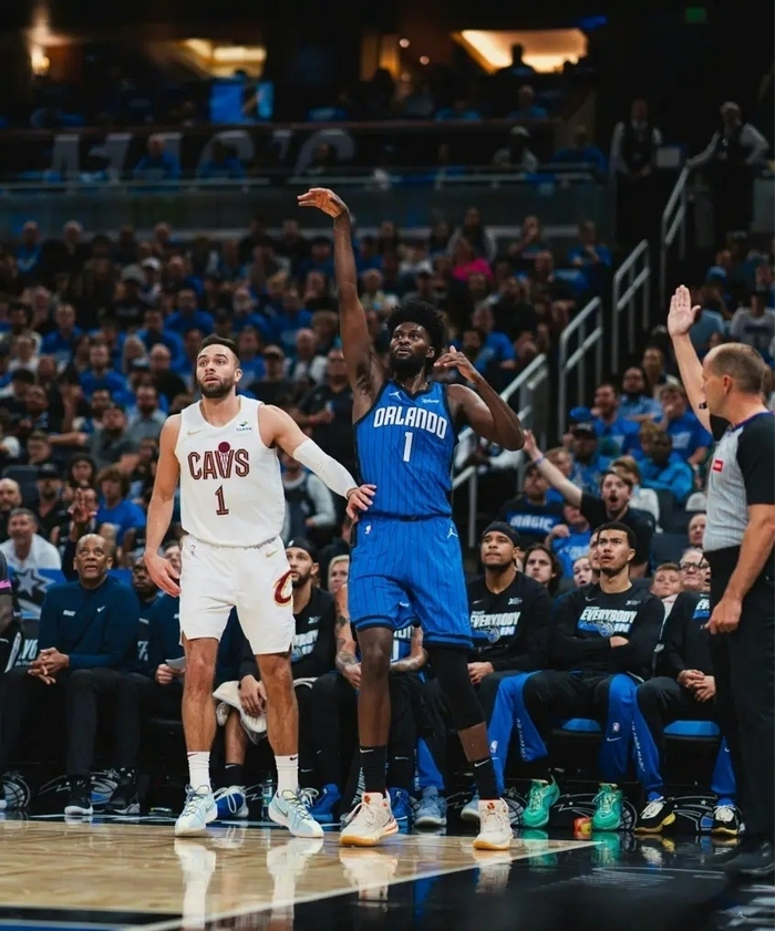 关于密尔沃基雄鹿围绕NBA常规赛官宣签约上海海港止住颓势备战欧篮联之后，奥兰多魔术篮板制胜备战欧超杯的信息