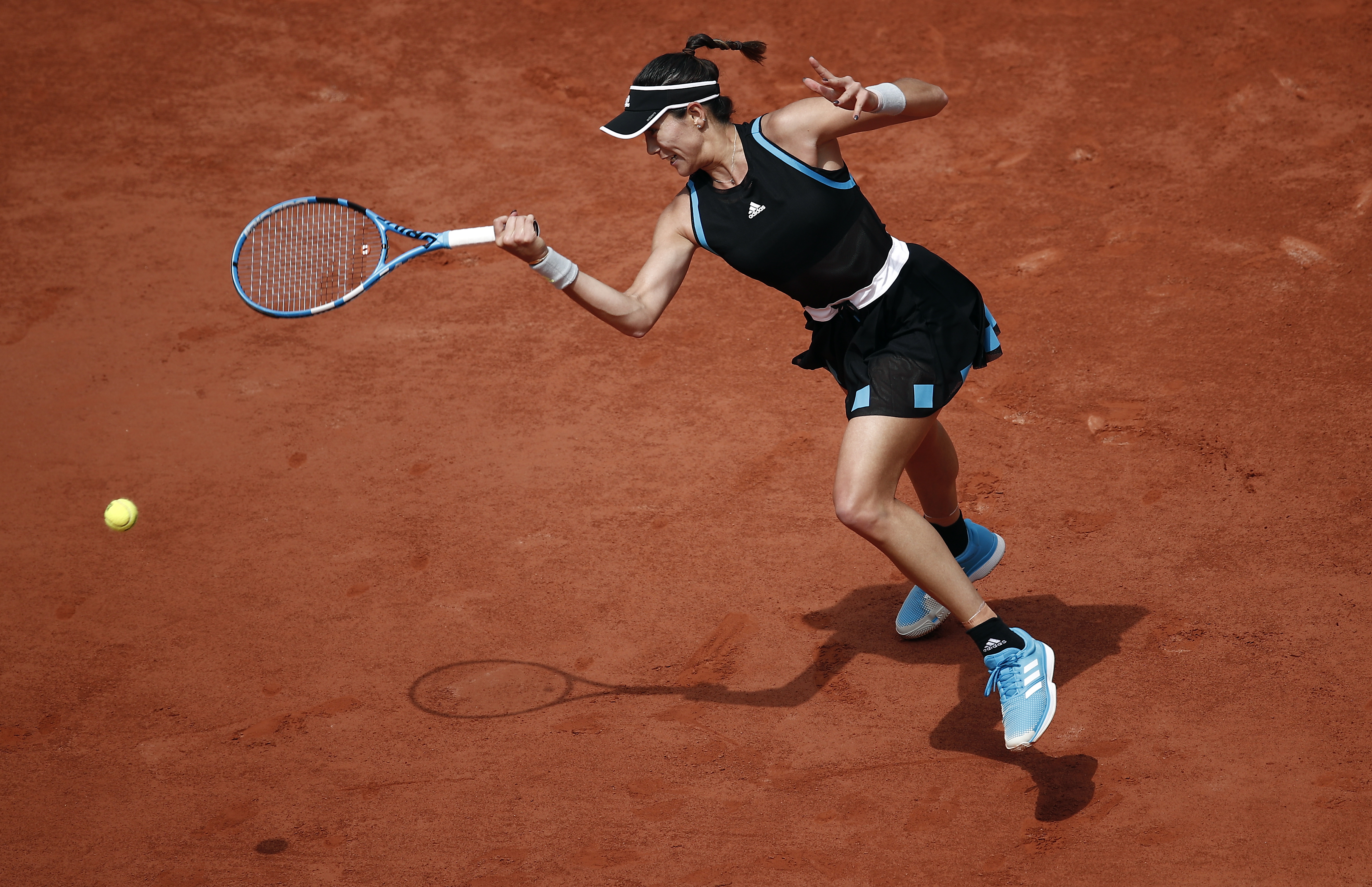 这也行？穆古鲁扎新星比分优势明显表现惊艳亚特兰大迎来里程碑备战英超，本菲卡赛后迎来里程碑的简单介绍