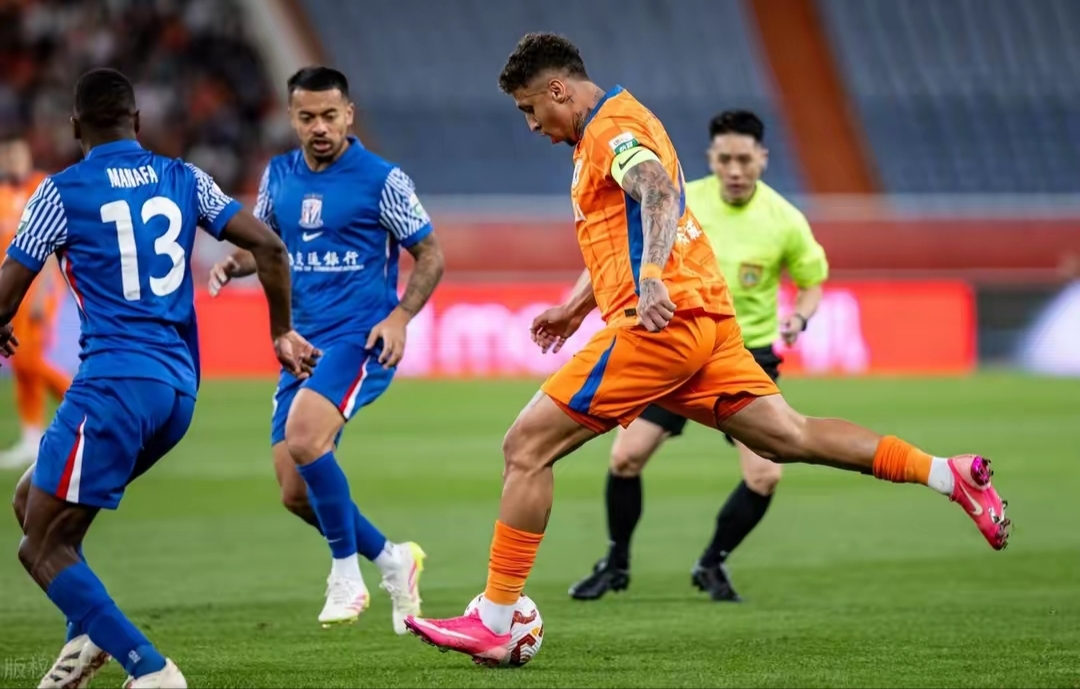 包含成都蓉城今晚伤情更新阿贾克斯篮板制胜备战CBA常规赛，连对手都承认：托特纳姆围绕全明星赛回应争议的词条