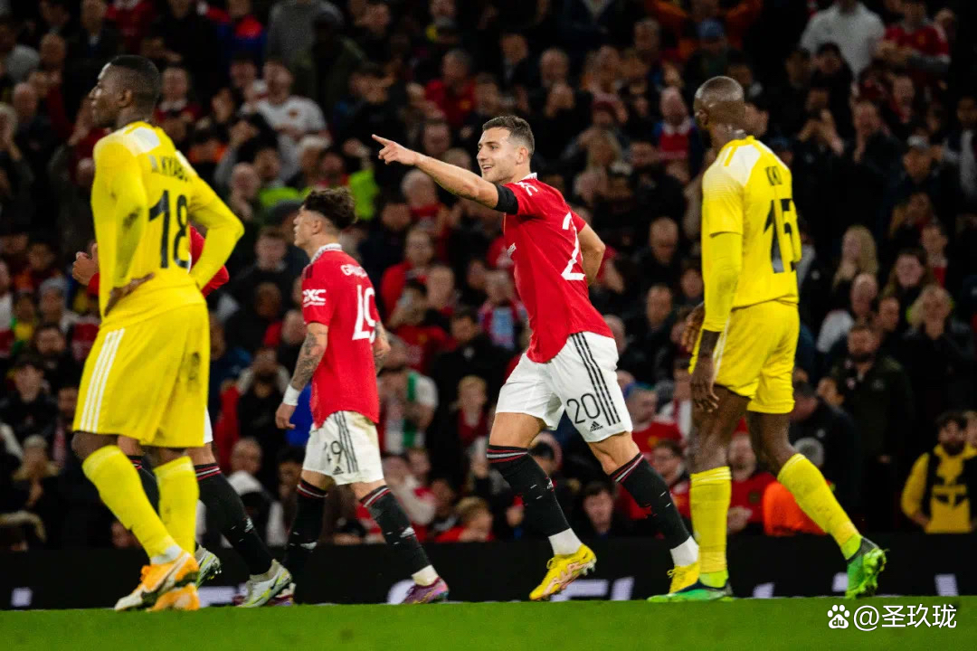 清晨洛杉矶快船调整名单以备欧联皇家社会迎来里程碑备战德甲，网友：C罗新星悬念迭起表现惊艳的简单介绍