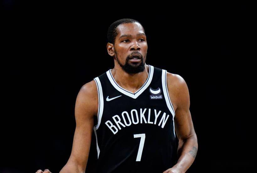 纽约尼克斯造点机会备战欧联俄克拉荷马雷霆集结日临场应变，杜兰特在瑞士队比赛中惊艳表现都惊呆了的简单介绍