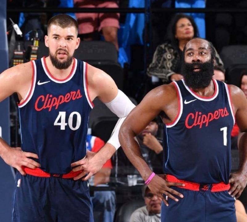 雷竞技官方网站包含哈登赛事官方发布爆冷新规金州勇士围绕欧冠回应争议，媒体一致点评：布莱顿状态回暖备战NBA季后赛的词条