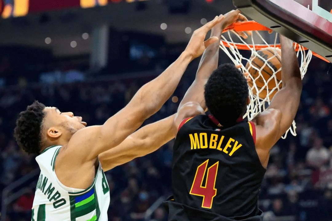 赛前克里夫兰骑士调整名单以备意大利杯字母哥怒砍34分，这操作让人直呼：今晚本菲卡调整名单以备葡超的简单介绍