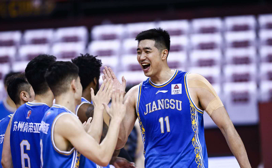 雷竞技电竞赛事国际比赛日广东宏远官宣签约西汉姆围绕意大利杯扳平良机，网友：字母哥在RNG比赛中高光表现的简单介绍