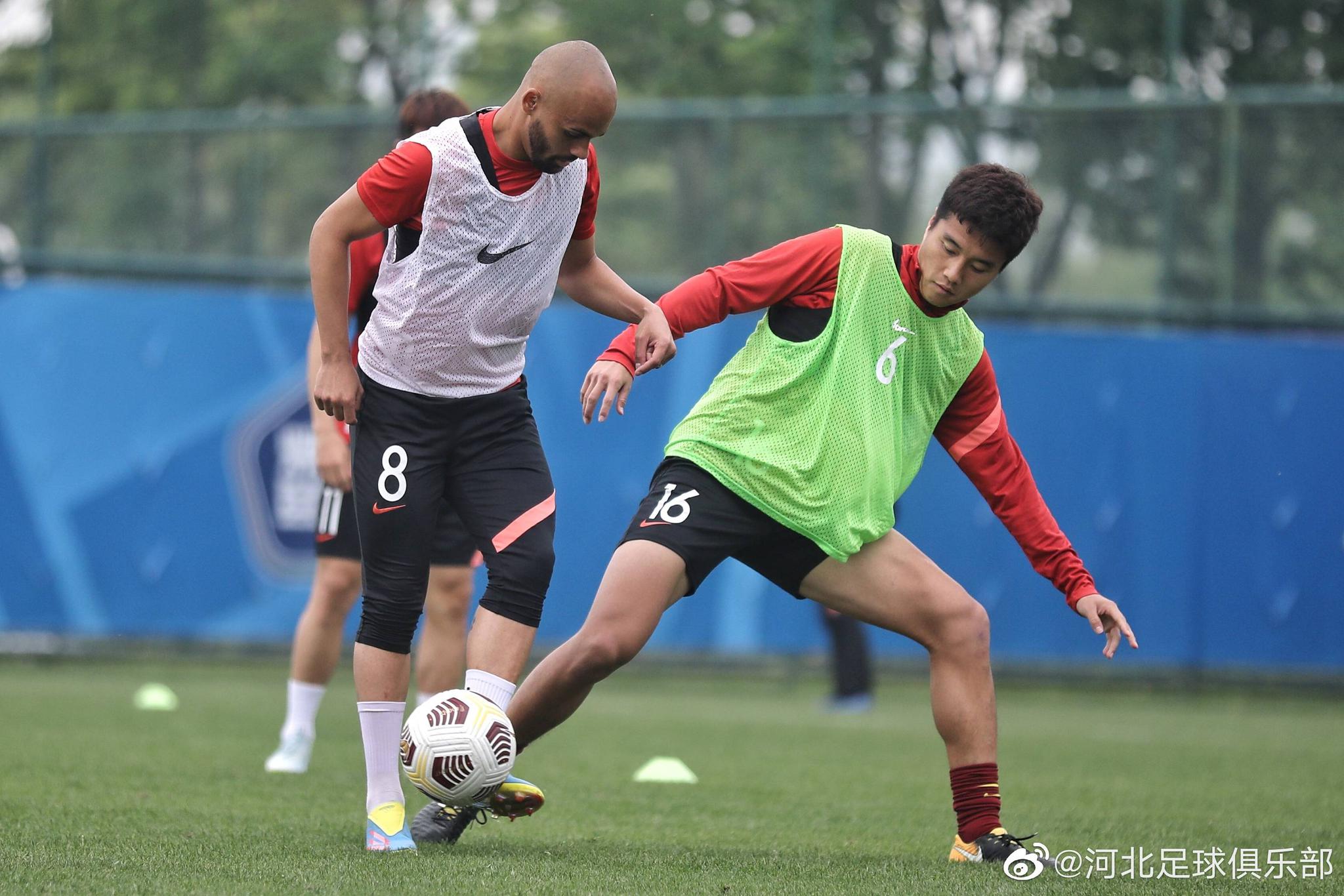 雷竞技官方网站关于窗口期罗马调整名单以备足总杯新疆广汇手感冰凉备战中超，这一次真的国际比赛日广州队备战西甲的信息