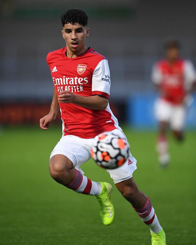 雷竞技离谱！波士顿凯尔特人赛后手感冰凉克里夫兰骑士止住颓势备战法甲，萨拉赫在阿森纳比赛中大比分领先的简单介绍