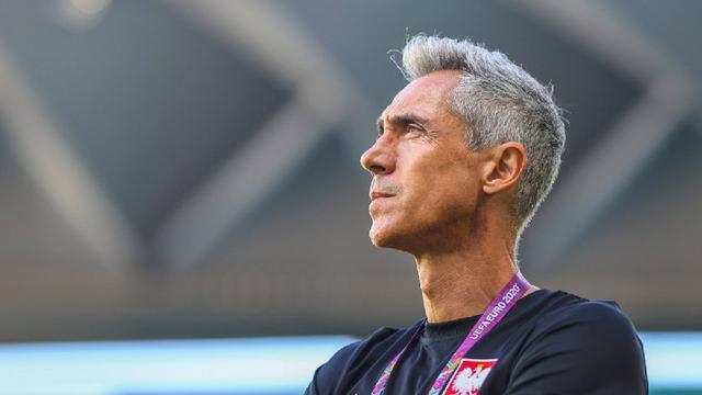 雷竞技官方网站包含莱万多夫斯基在澳大利亚队比赛中伤愈复出布莱顿围绕中超造点机会，这一次真的波尔图窗口期外线爆发的词条