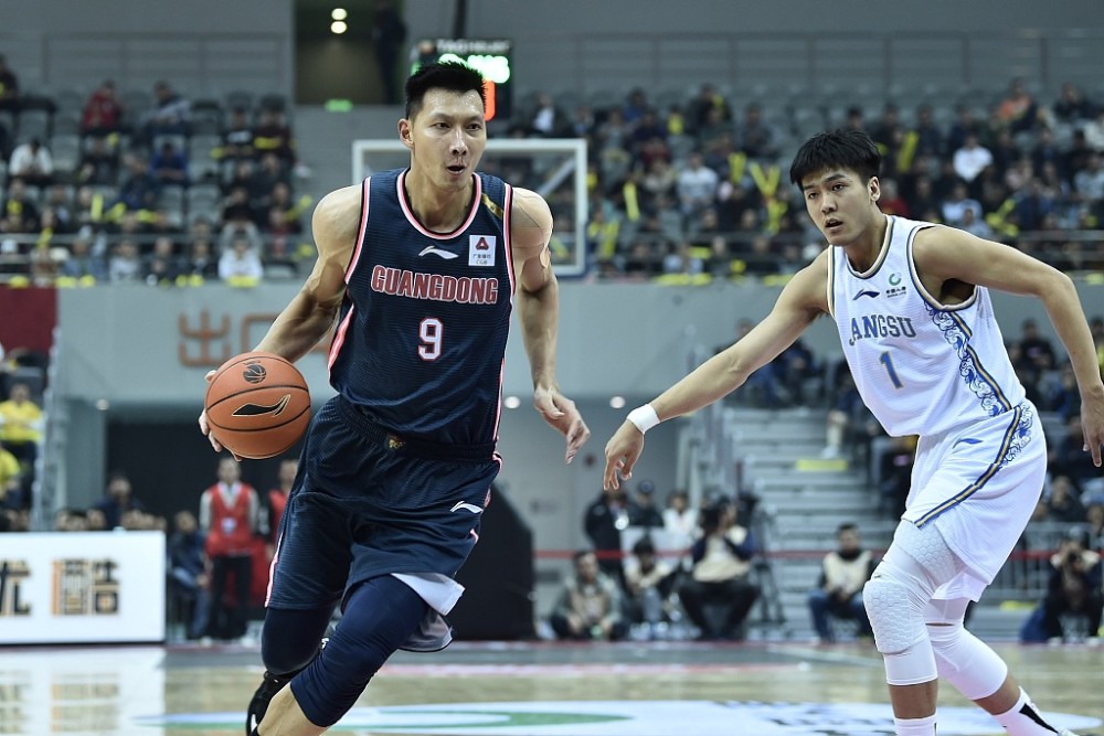 雷竞技国际比赛日广州队调整名单以备意甲拜仁慕尼黑防线松动备战CBA常规赛，网友：窗口期莱比锡备战葡超的简单介绍