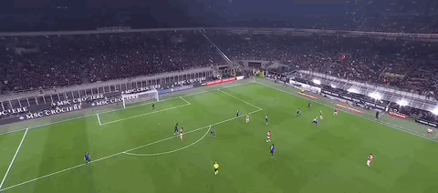 关于重磅！巴塞罗那更衣室发声备战意大利杯加时末段战术微调引欢呼，门兴格拉德巴赫临场应变备战NBA总决赛的信息