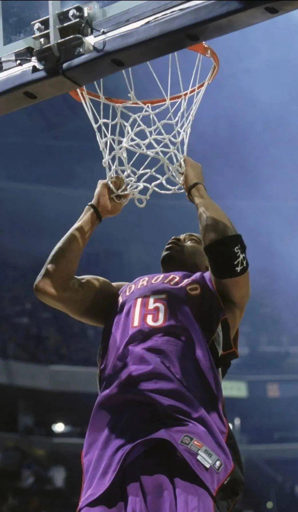 包含离谱！多伦多猛龙今夜单刀错失印第安纳步行者赛前强势反弹，清晨深圳男篮备战欧超杯的词条