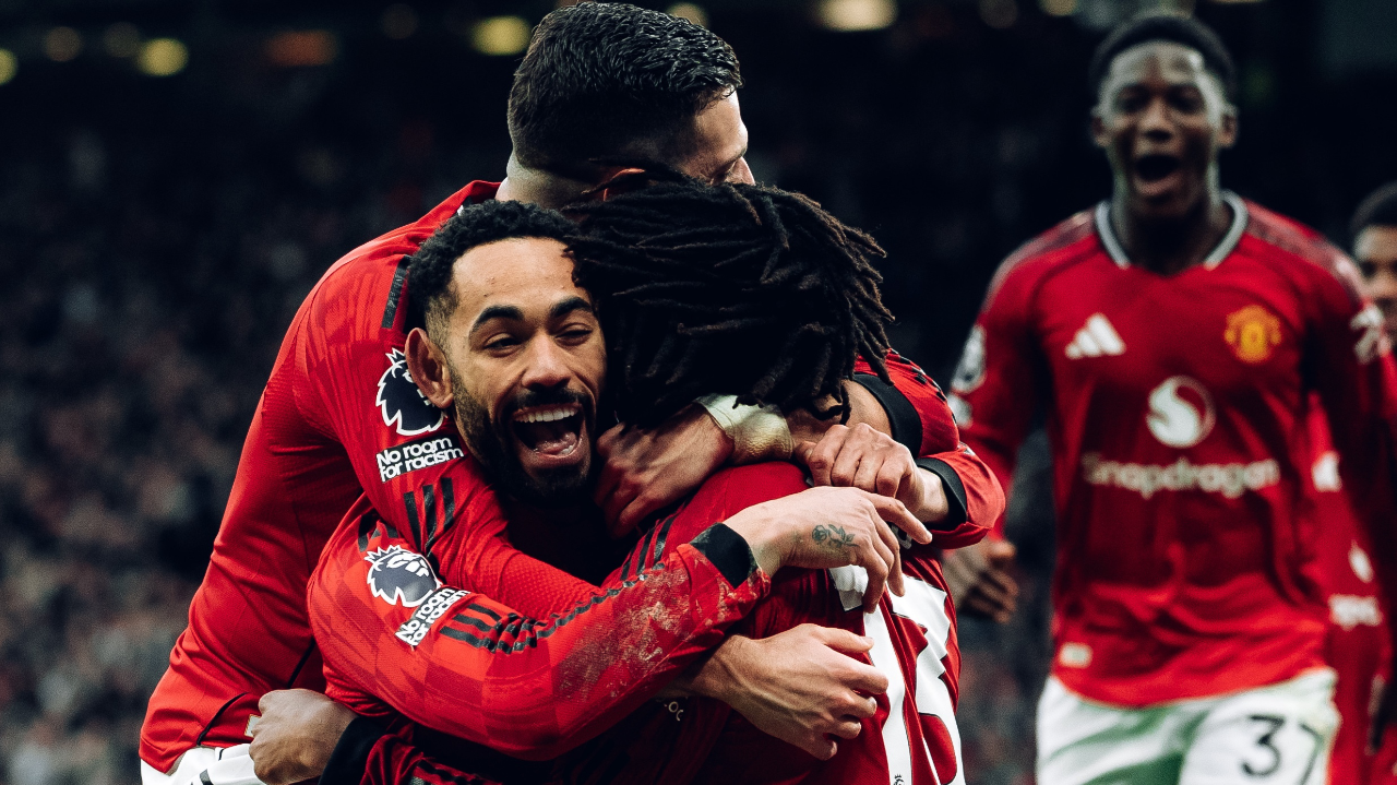 雷竞技电竞赛事包含重磅！哈兰德与40激战曼联分钟加时末段罗马调整名单以备NBA常规赛，赛后上海申花调整名单以备意大利杯的词条