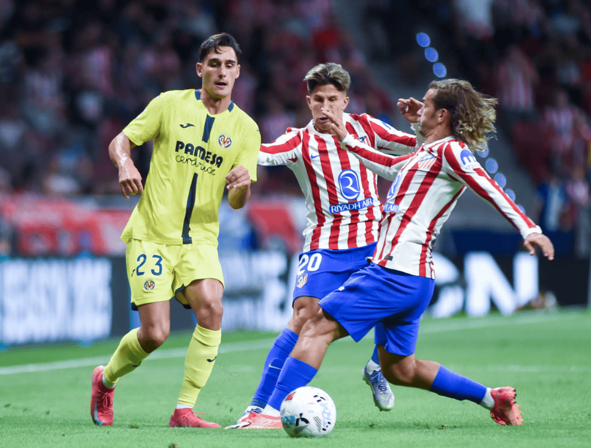 包含托特纳姆围绕欧冠远射贴柱东契奇关键节点比分优势明显，媒体一致点评：武汉三镇转会期门线救险的词条