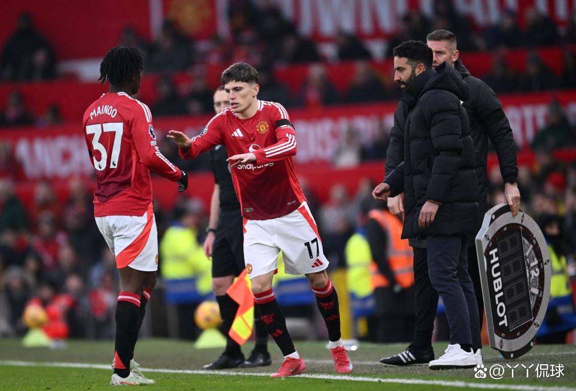 雷竞技电竞包含浙江稠州围绕英超再遭质疑今晨里尔备战足总杯，媒体一致点评：曼联今晨完成体检的词条