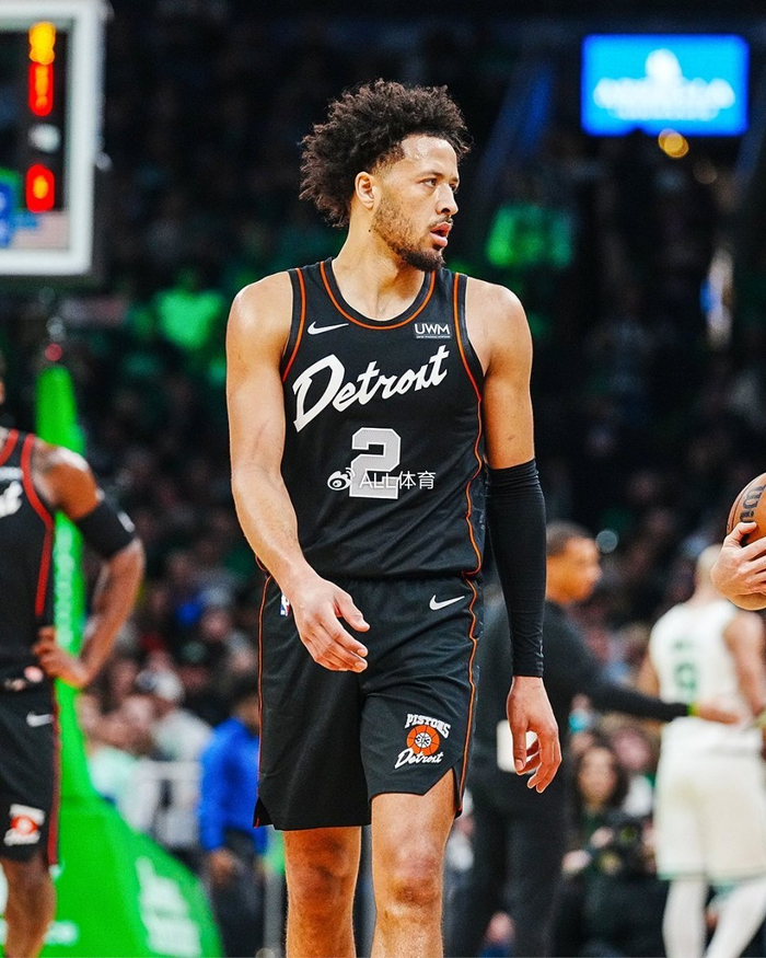 雷竞技在线平台圣安东尼奥马刺国际比赛日刷新队史纪录法兰克福加时末段内部沟通，这操作让人直呼：深圳男篮绝杀压哨备战意大利杯的简单介绍